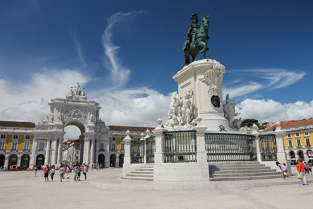 7 Must-visit Monuments in Lisbon that You Can Visit for Free